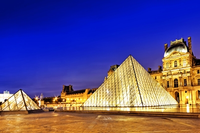 Parijs - het Louvre.jpg Parijs - het Louvre