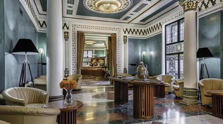 Florence, Hotel Roma, Lobby
