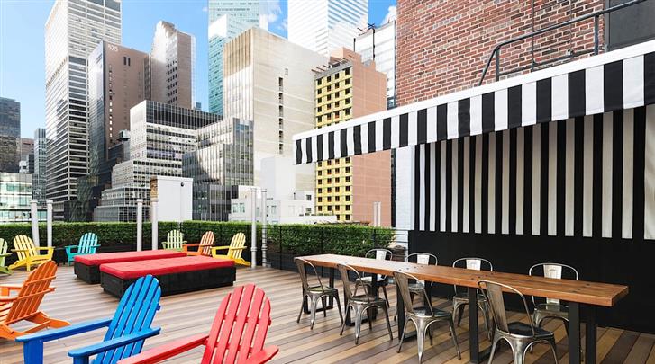 New York, The Pod 51st Street Hotel , Rooftop lounge
