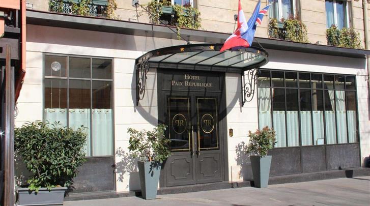 Parijs, Hotel Paix République, Façade hotel