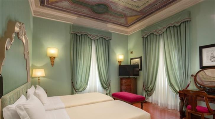 Rome, Hotel Canada, Twin deluxe room