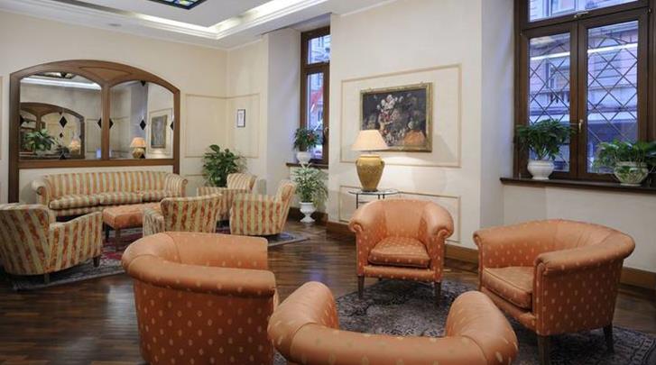 Rome, Hotel Torino, Lobby